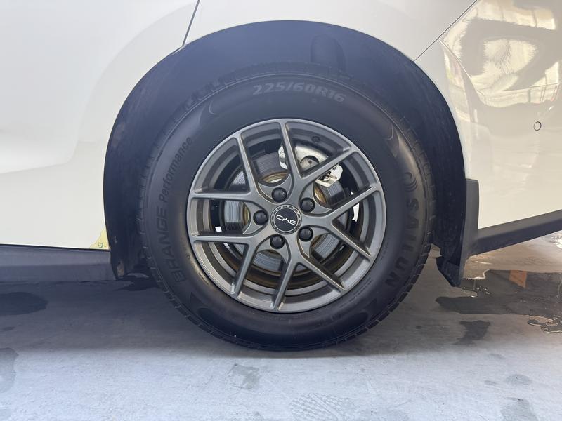 BYD Seal 06DM 2025