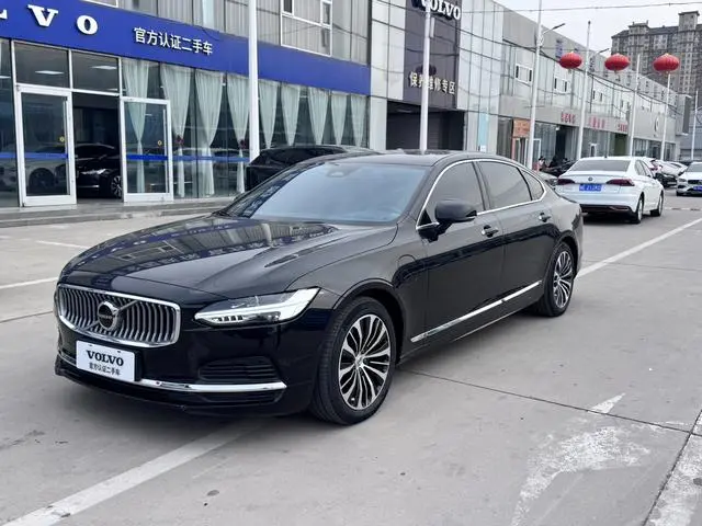 Volvo Volvo S90 PHEV T8 four-wheel drive long battery life Zhiyi Deluxe Edition