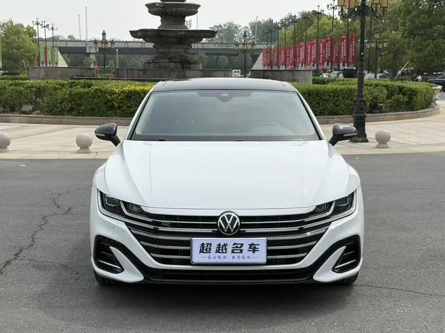 Volkswagen Volkswagen CC 380TSI eye-catching version