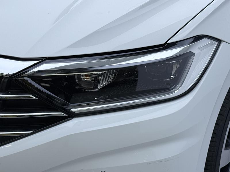 Volkswagen Sagitar 2022