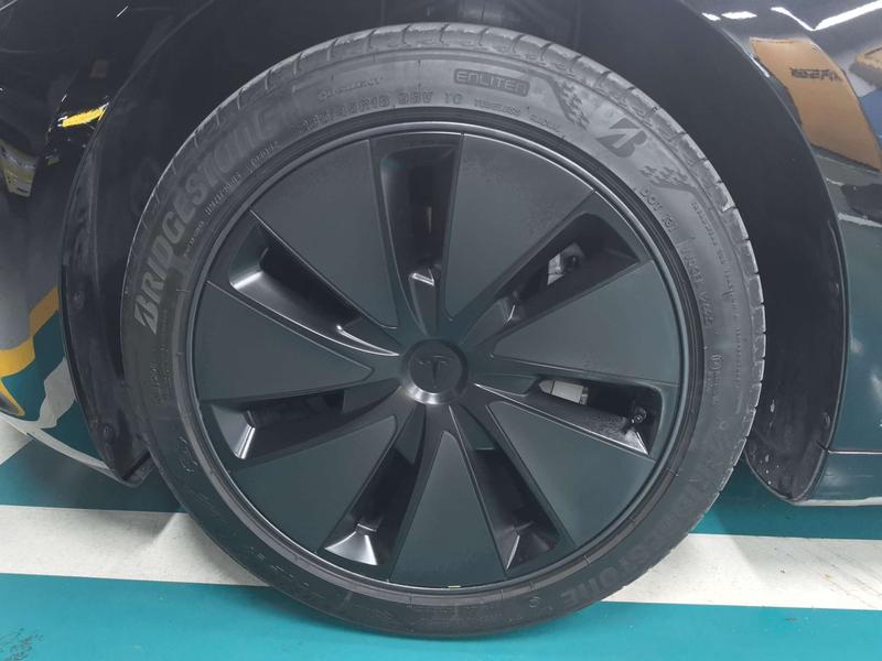 Tesla Model 3 2025