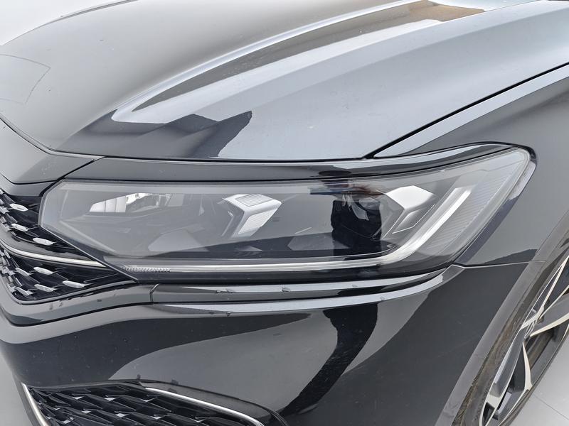 Volkswagen Passat 2024