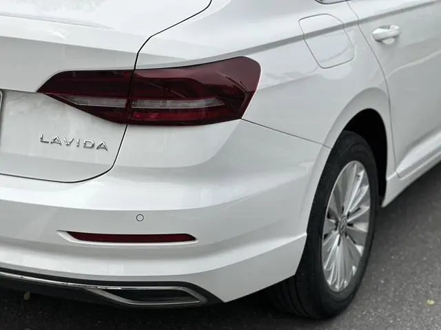 Volkswagen Lavida 1.5L automatic comfort version