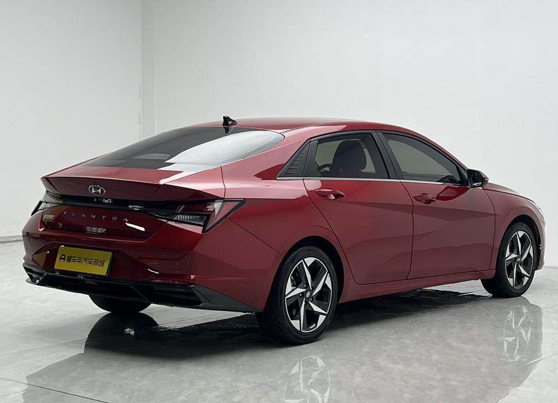 Hyundai Elantra 2021