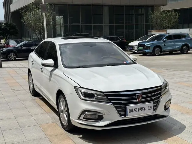 Roewe Roewe i5 1.5L automatic 4G Interconnection Linghao Version
