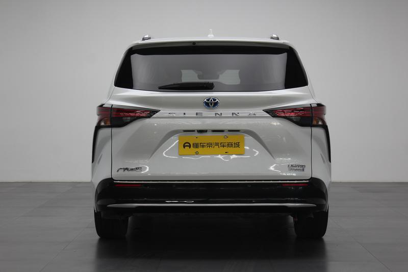 Toyota Sienna 2023