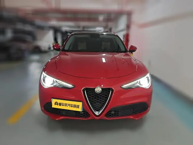 Alfa Romeo Stelvio 2.0T 200HP Elite Edition