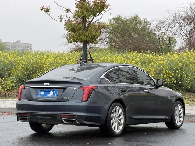 Cadillac Cadillac CT5 28T Luxury Standard Edition