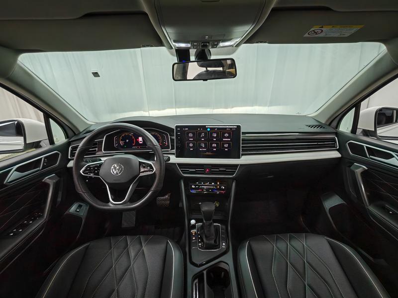 Volkswagen Tiguan L 2023