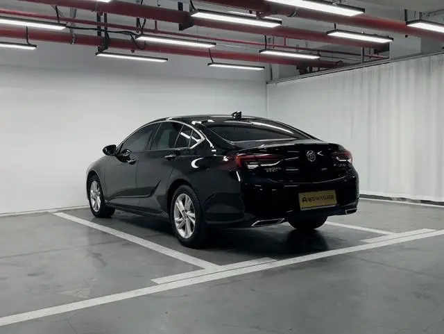 Buick Regal 552T luxury