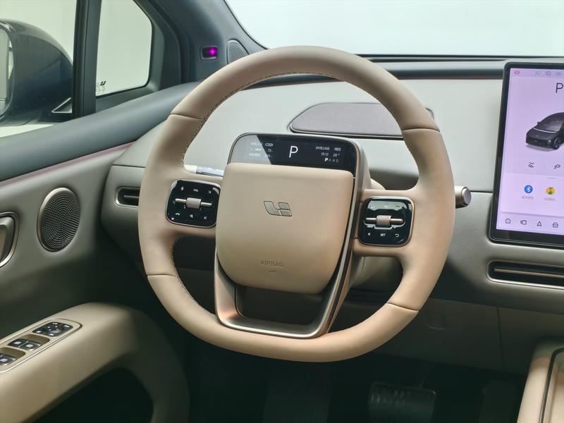 Li Auto Ideal i6 2025