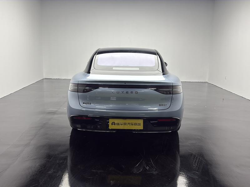 Luxeed Zhijie S7 2024
