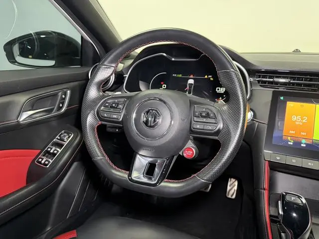 MG MG6 1.5T Automatic Trophy Deluxe Edition