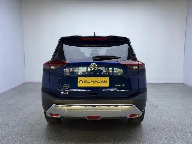 Nissan Qijun VC-Turbo 300 CVT 4WD Deluxe Edition