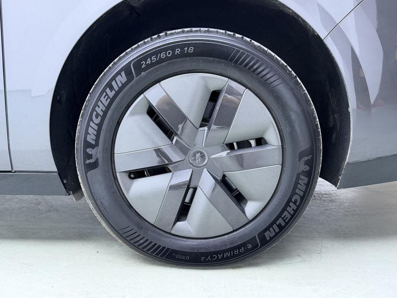 Li Auto Ideal MEGA 2024