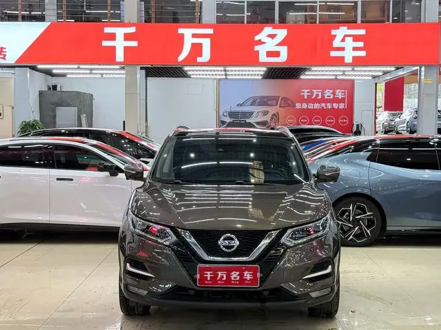 Nissan Qashqai 2.0L XV Prem.Deluxe Edition