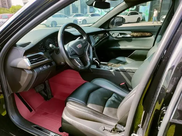 Cadillac Cadillac CT6 28T Champion Limited Edition