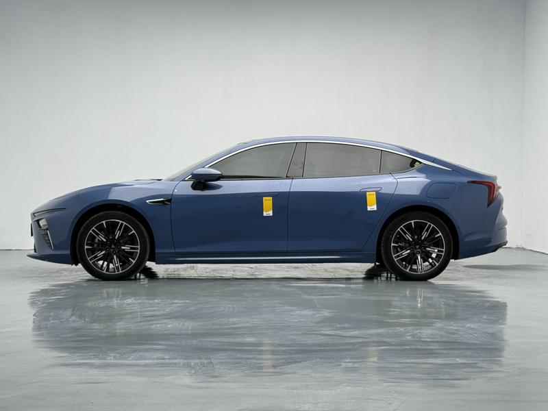 Neta Nezha S 2024