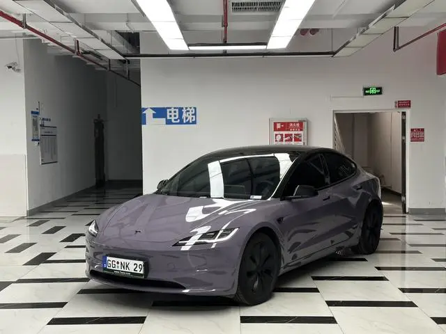 Tesla Model 3 Rear-wheel drive version
