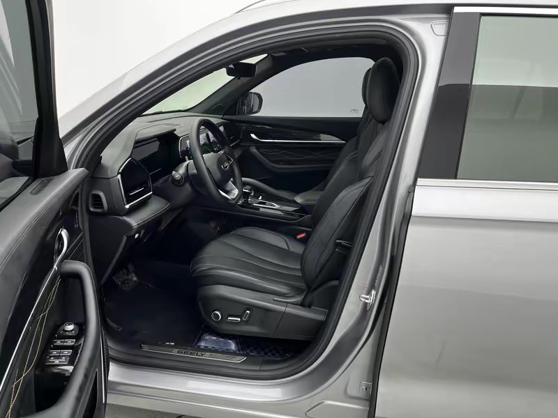 Geely Emgrand L 2024