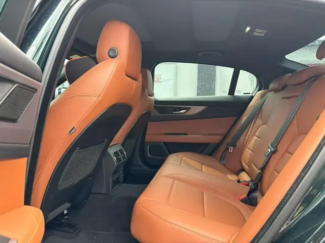 Jaguar Jaguar XEL 2.0T 250PS R-DYNAMIC S Enterprising Sports Edition