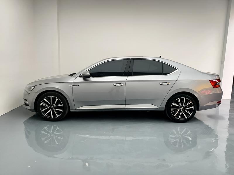 Skoda Superb 2023