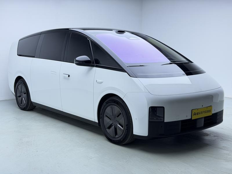 Li Auto Ideal MEGA 2025