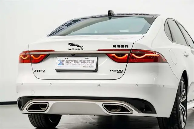 Jaguar Jaguar XFL 2.0T P300 four-wheel drive flagship sports gilt edition