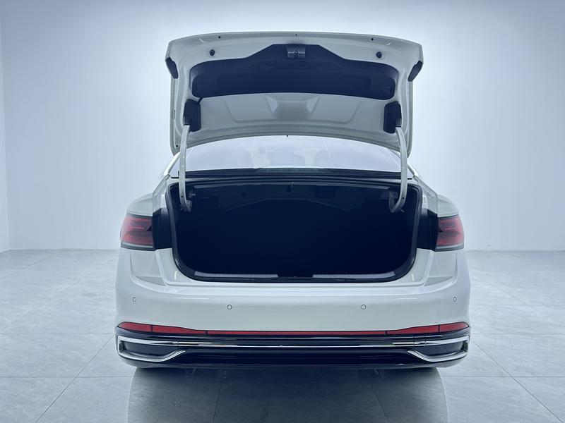 Volkswagen Sagitar 2023
