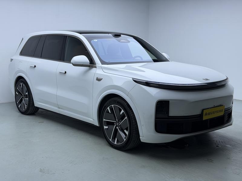 Li Auto Ideal L9 2025