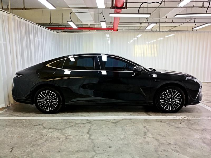 Geely Galaxy Galaxy Star Shine 8 PHEV 2025