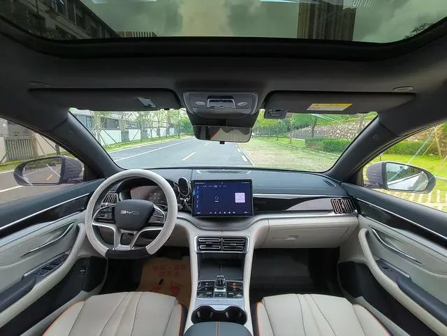 BYD Song PLUS DM DM-i Champion Edition 110KM Flagship PLUS