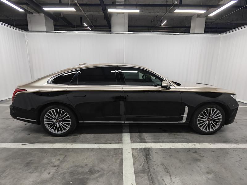 Hongqi Red Flag H9 2022