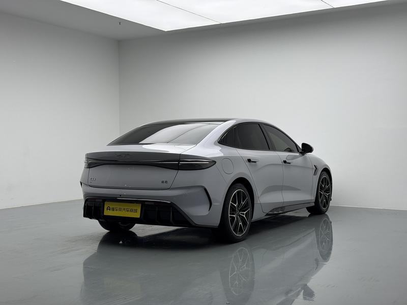 BYD seal 2025