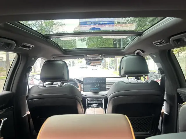 BYD Tang DM DM 2.0T four-wheel drive high-performance version of the Genesis flagship
