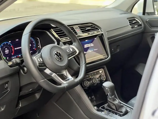 Volkswagen Tiguan L 330TSI automatic two-wheel drive R-Line Premium edition