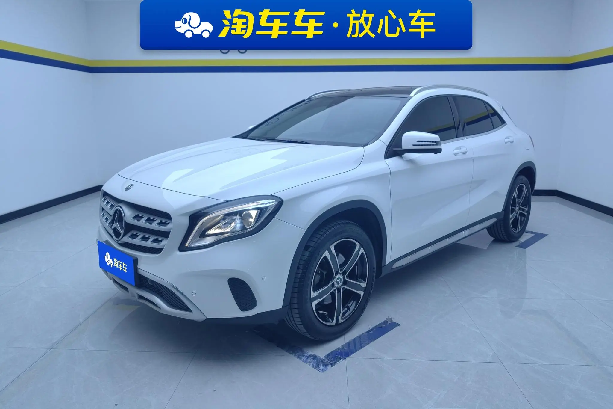 Mercedes-Benz Mercedes-Benz GLA GLA 200 fashion type