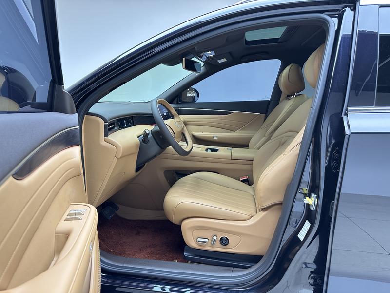 Aeolus Aeolus L8 PHEV 2025