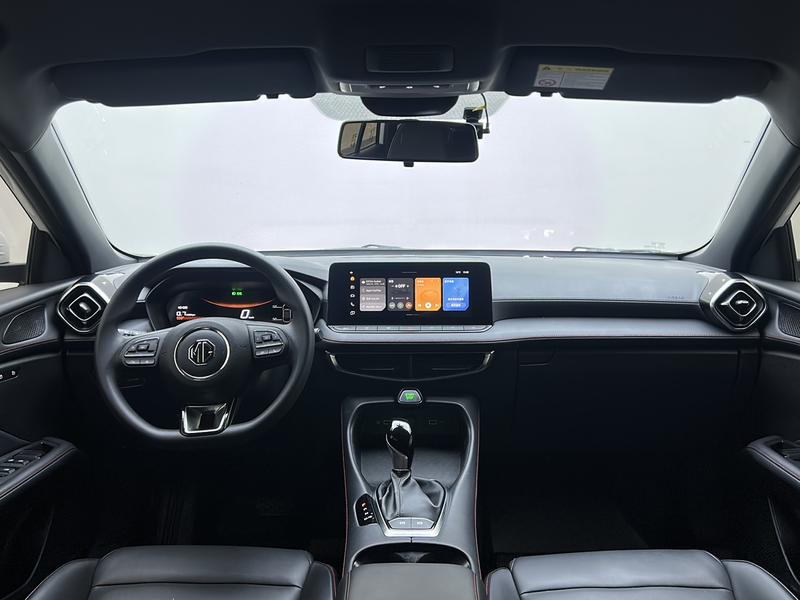 MG MG5 2025