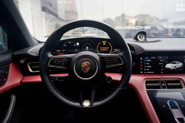 Porsche Taycan Taycan 4S