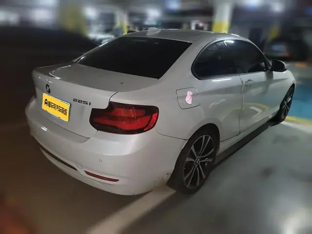 BMW BMW 2 Series (imported) 225i sports design suit