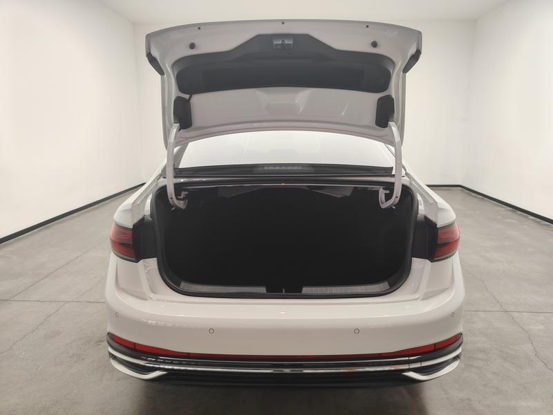 Volkswagen Sagitar 2023