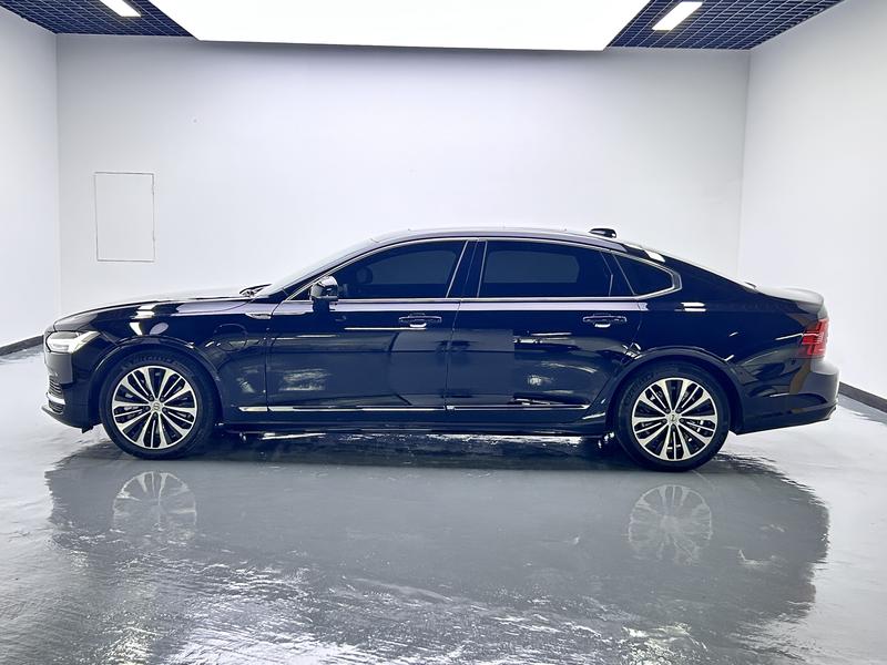 Volvo Volvo S90 PHEV 2025