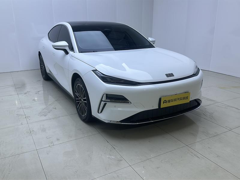 Geely Galaxy Galaxy Star Shine 8 PHEV 2025