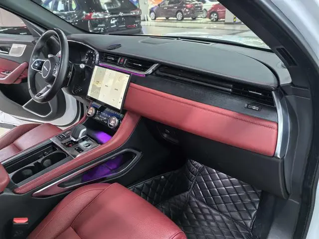 Jaguar Jaguar F-PACE P250 R-Dynamic BLACK