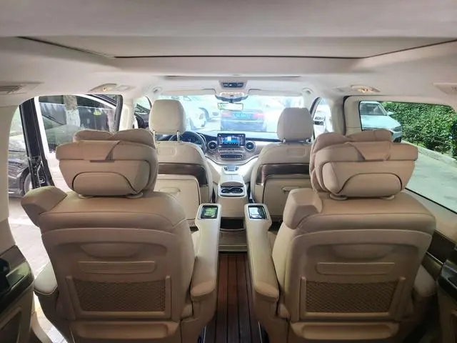 Mercedes-Benz Mercedes-Benz V-class V 260 L Long wheelbase Deluxe Edition