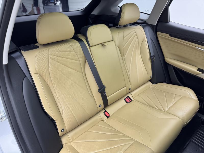 Geely Boyue L 2023