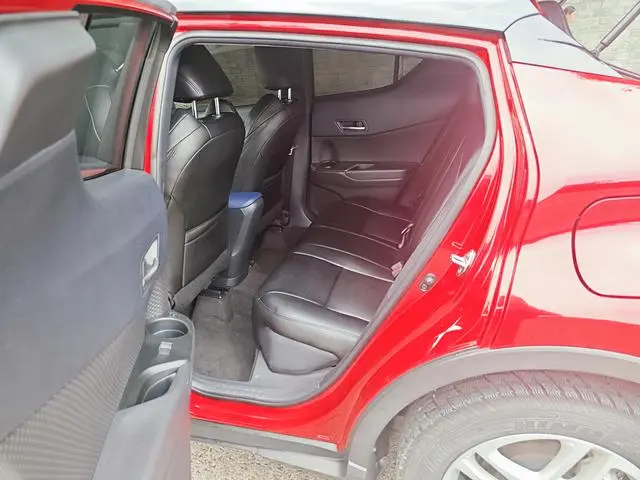 TOYOTA Toyota C-HR 2.0L Comfort Version
