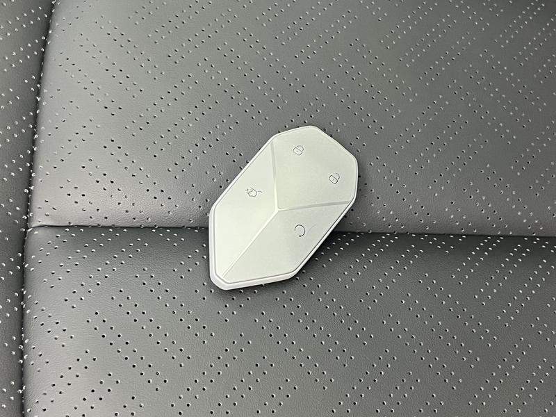 Fangchengbao Titanium 3 2025