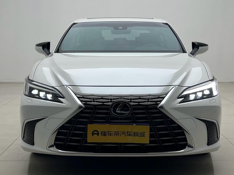 Lexus Lexus ES 2025